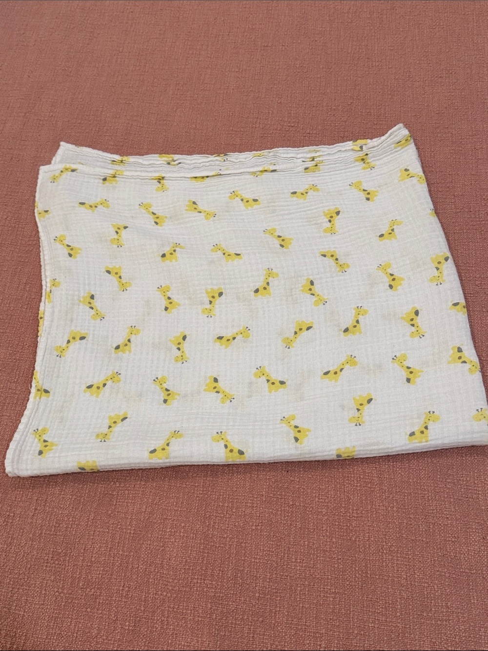 White Baby Muslin Swaddle blanket with Yellow Giraffe Print